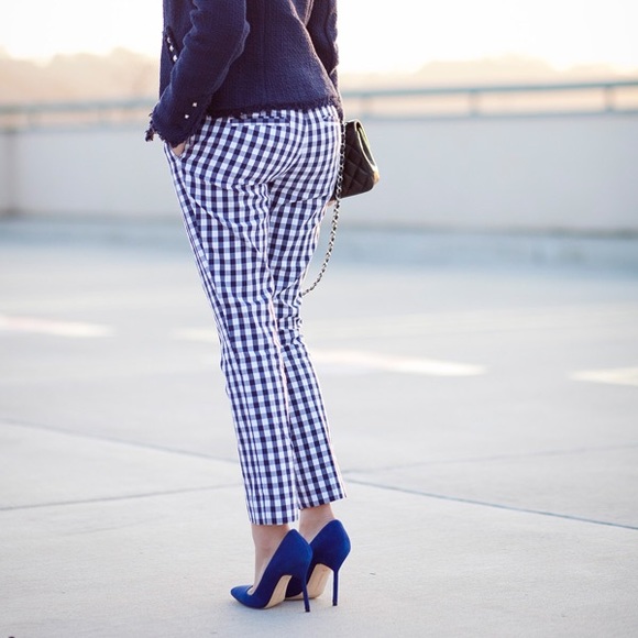โSOLDโ๐3 for $35๐Banana Republic Navy Gingham Pants - Picture 3 of 13